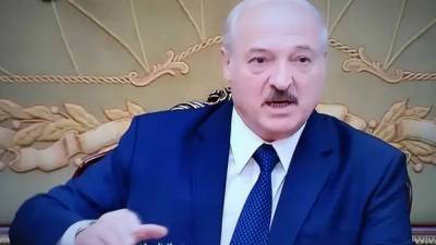 «Кто так мастерски сливал Батьку?»: Лукашенко зачистил силовиков после скандала с «33 богатырями»