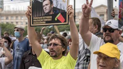 Отравление Навального: Кремль и Запад обменялись заявлениями