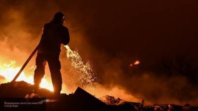 Пожарные спасли ребенка из горящей квартиры в Оренбургской области