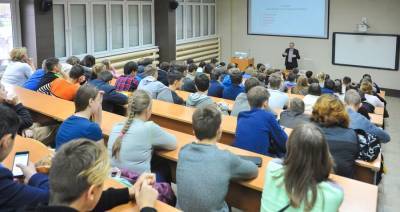 В РФ не планируется вводить ограничение по числу студентов в аудиториях
