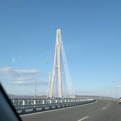 Мосты через бухту Золотой Рог и на остров Русский вновь открыли