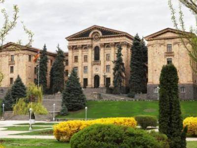 На территории парламента Армении построят новый корпус