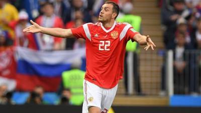 Россия – Сербия. Дзюба открыл счет в матче в начале второго тайма