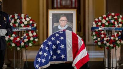 Судью Рут Гинзбург похоронили на Арлингтонском национальном кладбище
