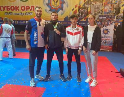 Сахалинская сборная по карате приняла участие во всероссийских соревнованиях