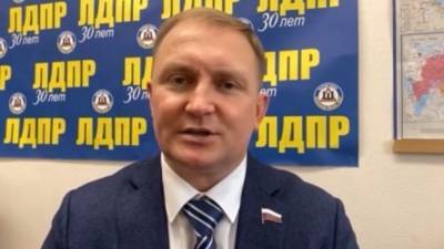 Депутат рассказал, как РФ будет карать иностранцев за оскорбление страны