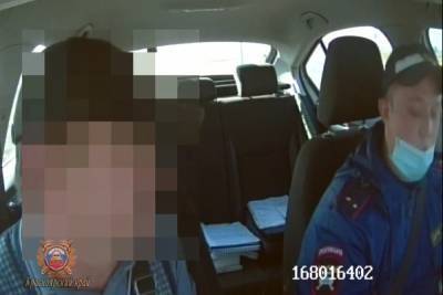 Родственник водителя пытался дать взятку инспектору: «От души, командир»