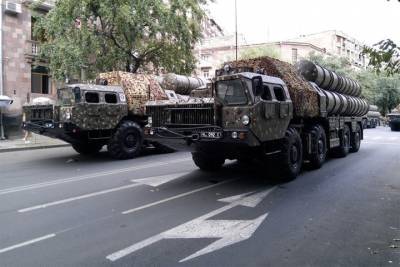 Минобороны Азербайджана сообщило о ликвидации армянского ЗРК С-300 в Карабахе