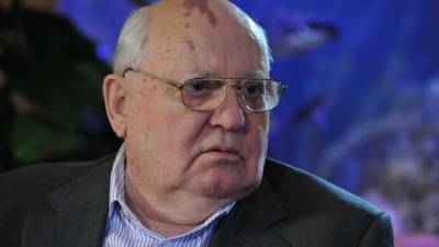 Горбачев призвал другие страны не вмешиваться в ситуацию в Белоруссии