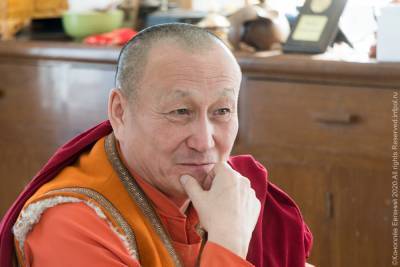 «Есть люди достойнее»: Лидер российских буддистов отказался от выдвижения на Нобелевскую премию