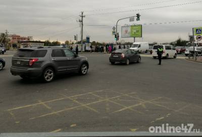 Фото: как регулировщики решают вопрос с утренними пробками в Кудрово