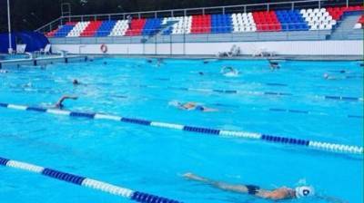 Пензенцев приглашают на бесплатный сеанс плавания в открытом бассейне