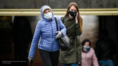 Попова: перенесшие коронавирус граждане должны носить маски