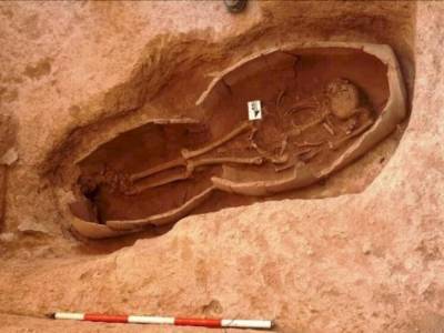 В Иране обнаружили необычное древнее захоронение со скелетом возрастом 2200 лет