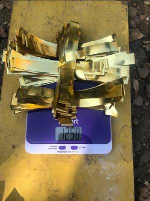 В Магнитогорске у нелегальных торговцев драгметаллом изъяли четыре килограмма золота