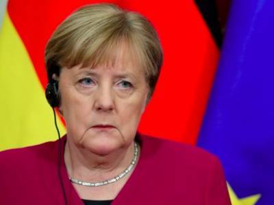 Германия обсудит со странами ЕС ответ на отравление Навального после отчета ОЗХО - Меркель
