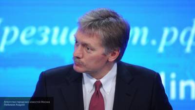 Песков заявил о необходимости тесного сотрудничества с ОЗХО по Навальному