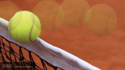 Момент "взрыва" попал в трансляцию матча по теннису в Париже