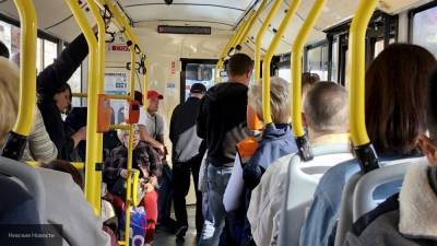 Власти Петербурга планируют отдать приоритет общественному транспорту