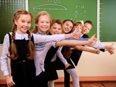 Кабмин утвердил стандарт среднего образования в Украине