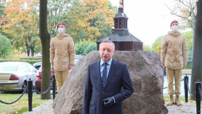 На месте утраченного Собора Пресвятой Троицы в Петербурге открыли памятный знак