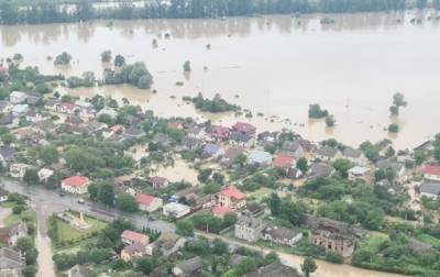 Кабмин выделил 175 млн на ликвидацию последствий наводнения