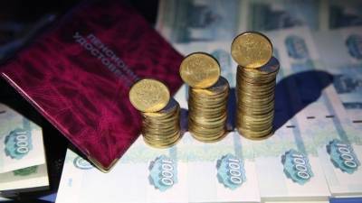 Законопроект о продлении «заморозки» накопительной пенсии внесен в Госдуму