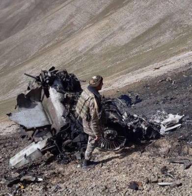Армения показала фото сбитого Су-25