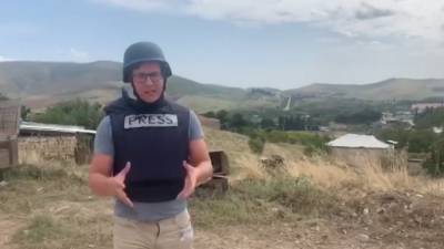 «Осколок снаряда ещё тёплый»: репортаж корреспондента RT из Нагорного Карабаха