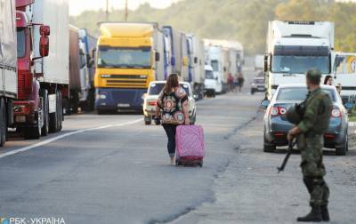 Молдова на месяц ограничила движение в пункте пропуска с Украиной
