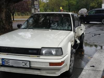В центре Николаева автоледи на Volkswagen Tiguan врезалась в Nissan