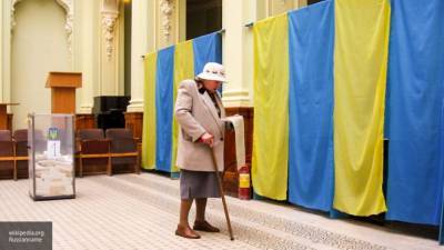 Уголовное дело возбудят на глав ВГА Донецка и Луганска из-за отмены выборов
