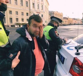 Пьяный вологжанин в Санкт-Петербурге угрожал сотрудникам ДПС фамилией губернатора