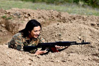Пашинян послал жену стрелять по Азербайджану