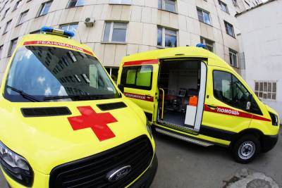 В Челябинске 55-летний мужчина скончался в Ледовом дворце «Уральская молния»