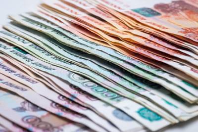 Зарплата в Москве выросла почти до 100 тысяч рублей