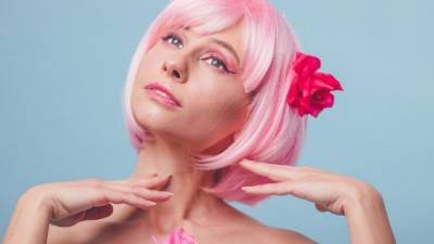 Краска для волос повышает риск развития рака у женщин