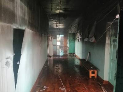 В Верхнем Уфалее — большой пожар в школе. Эвакуированы 343 ребенка