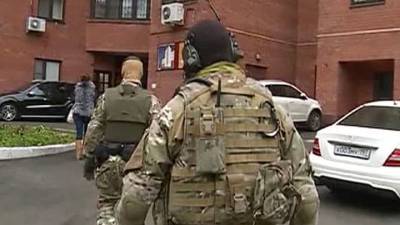 ФСБ задержала готовивших массовые убийства членов закрытой сетевой группы