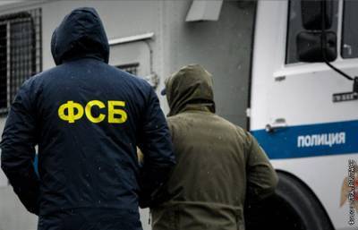 ФСБ задержала 13 человек, планировавших атаки на учебные заведения