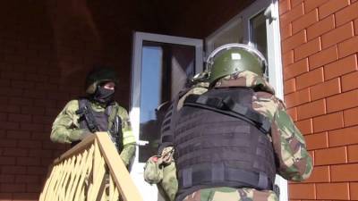 ФСБ задержала 13 человек за подготовку массовых убийств