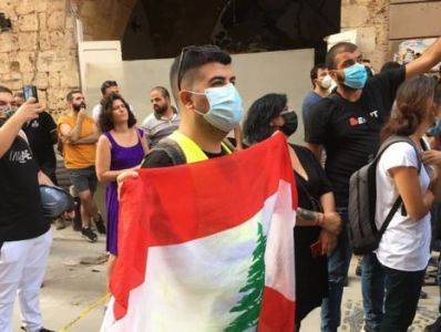 В Бейруте надеются найти выжившего через месяц после взрыва