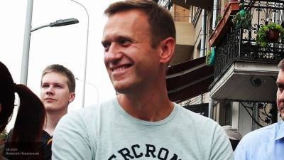 Заявления о причастности РФ к ситуации с Навальным назвали неуместными