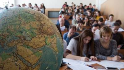 Шойгу посетовал, что российские студенты плохо знают географию