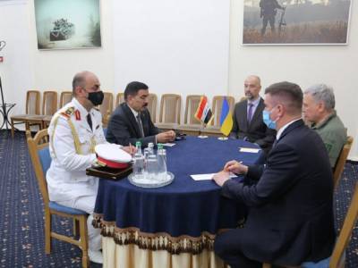 В Украину впервые прилетел с официальным визитом министр обороны Ирака