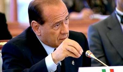 Бывшего премьер-министра Италии Сильвио Берлускони госпитализировали с коронавирусом