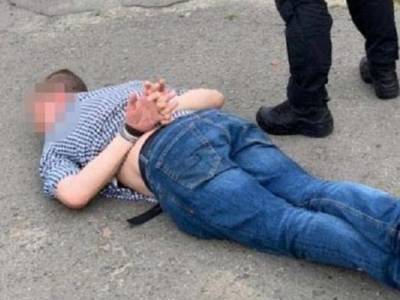 В Киеве задержан полицейский за торговлю наркотиками