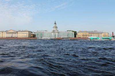 В Петербурге ограничат движение маломерных судов по Неве