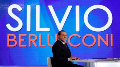 У Берлускони диагностирована двусторонняя пневмония