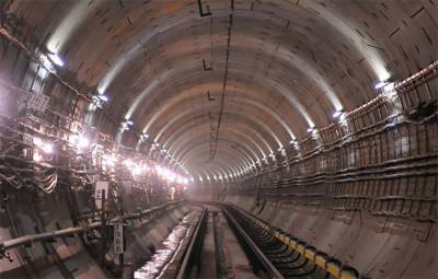 Большая кольцевая линия столичного метро готова на 60%